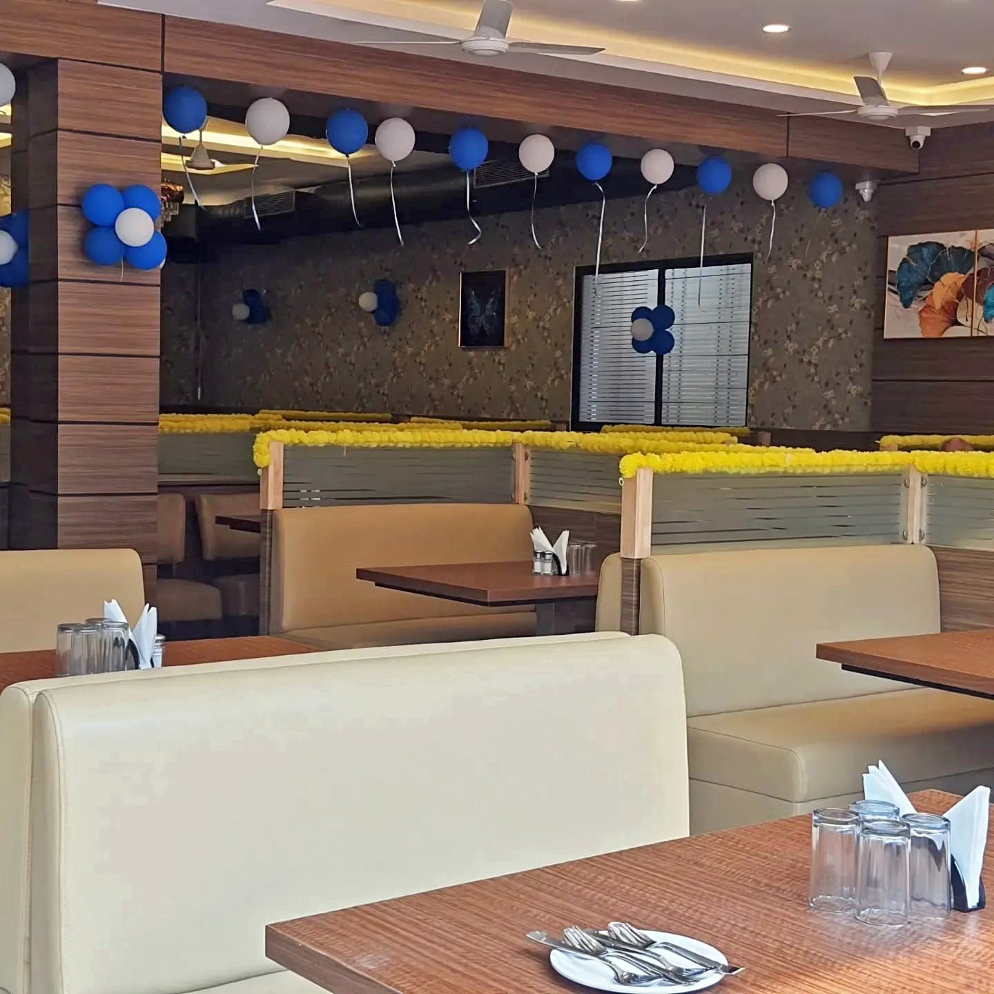 Dining Bays